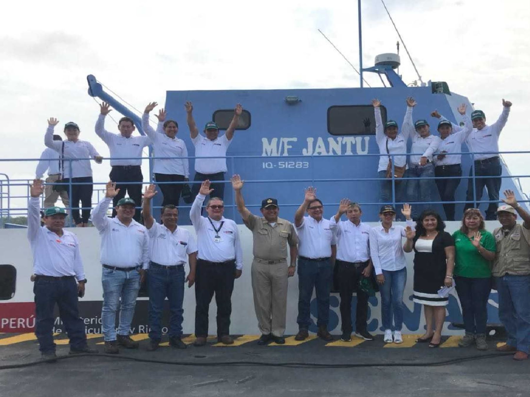 Ministro de Agricultura y Riego, José Arista, navegó a bordo de la embarcación de Senasa, en su segundo aniversario, hacia la comunidad de Timicurillo.