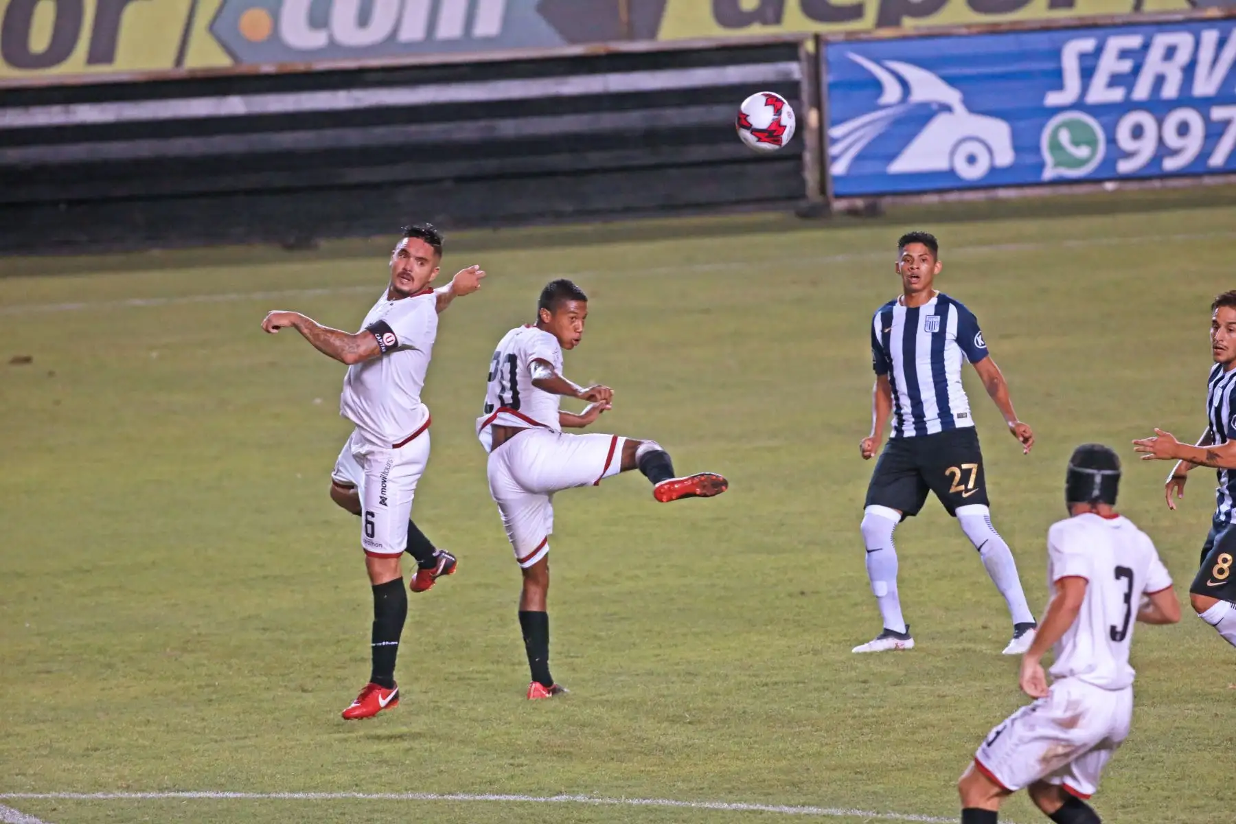 Alianza Lima ganó 3 -1 a Universitario de Deportes, en el estadio monumental.  Foto: ANDINA/Jhony Laurente