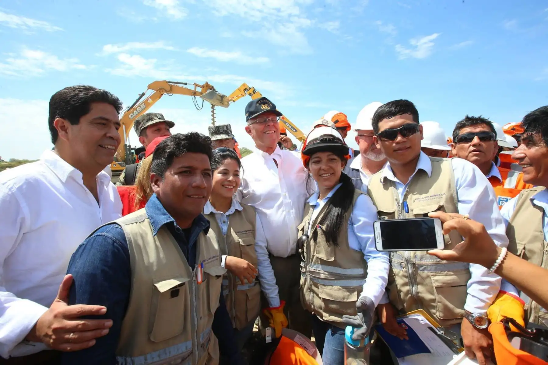 Presidente Kuczynski realiza visita inopinada a la Planta de Tratamiento de Aguas Residuales (PTAR) en el asentamiento humando San Martín, en Piura. Foto: ANDINA/ Prensa Presidencia