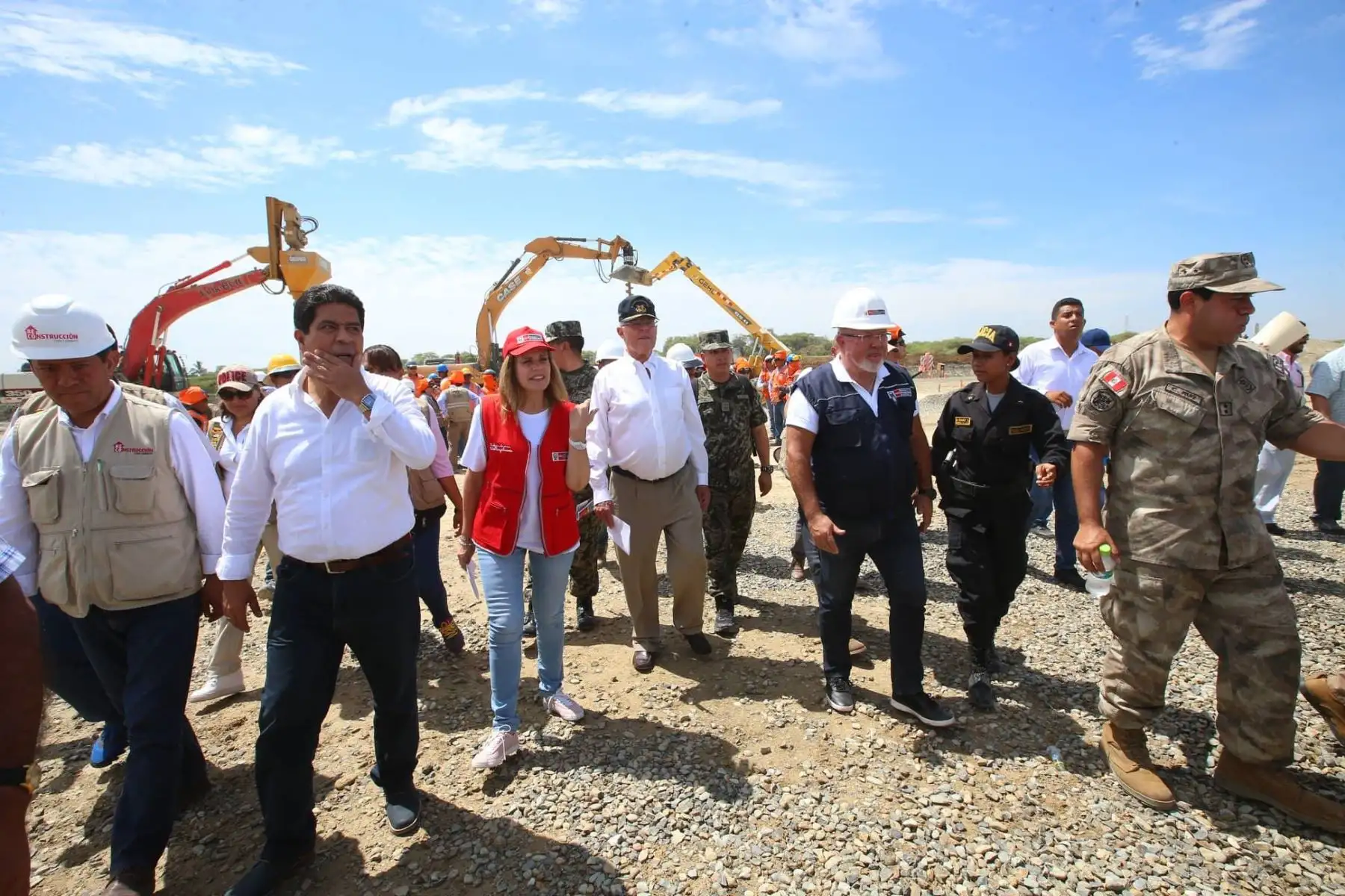 Presidente Kuczynski realiza visita inopinada a la Planta de Tratamiento de Aguas Residuales (PTAR) en el asentamiento humando San Martín, en Piura. Foto: ANDINA/ Prensa Presidencia