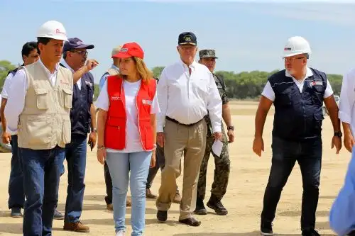 Presidente Pedro Pablo Kuczynski realiza visita inopinada a PTAR San Martín, en Piura.