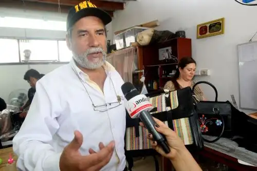 El vicepresidente del Instituto Nacional Penitenciario (Inpe), Javier Llaque, instó al Poder Judicial a que revoque el "habeas corpus" que permite al interno Rodolfo Orellana ejercer como abogado mediante un estudio legal que opera en el penal de Challapalca, donde purga prisión preventiva por la investigación que se le sigue por el delito de lavado de activos y asociación ilícita para delinquir. Foto: ANDINA/Héctor Vinces.