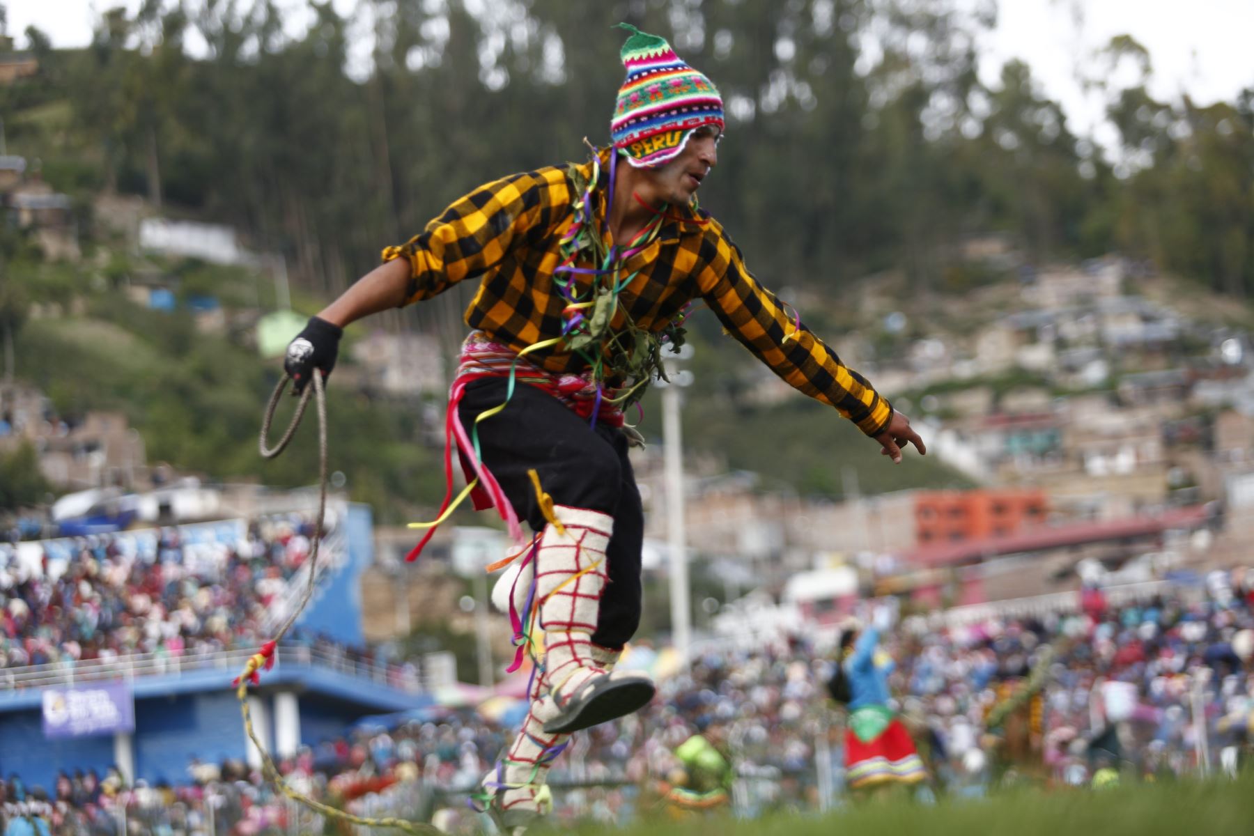 Andahuaylas se prepara para el “Encuentro del Carnaval Originario del Perú (Pukllay) Andahuaylas”, una de las fiestas de carnaval más importantes de Apurímac y del sur andino donde se muestran las danzas y música de las comunidades campesinas. Foto: PROMPERÚ