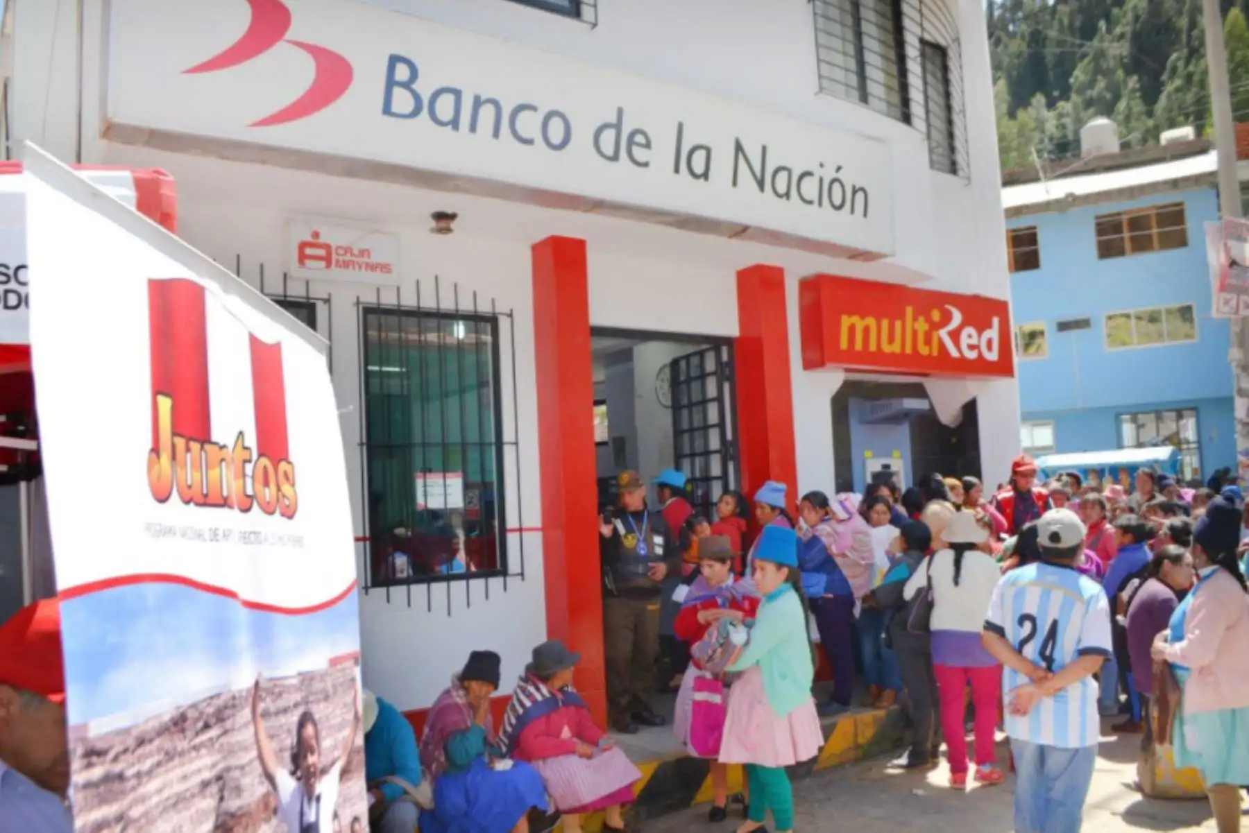 El programa Juntos, perteneciente al Ministerio de Desarrollo e Inclusión Social (Midis) inició hoy su primer operativo de pago, que beneficiará a un total de 709,667 familias usuarias que se encuentran en situación de pobreza o pobreza extrema.