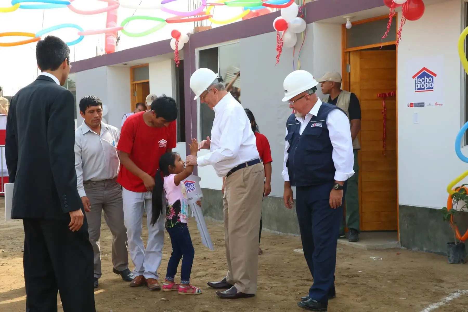 Presidente Kuczynski entrega la vivienda número 2,000 a escala nacional en Cajamarquilla (Lurigancho). Foto: ANDINA/ Prensa Presidencia