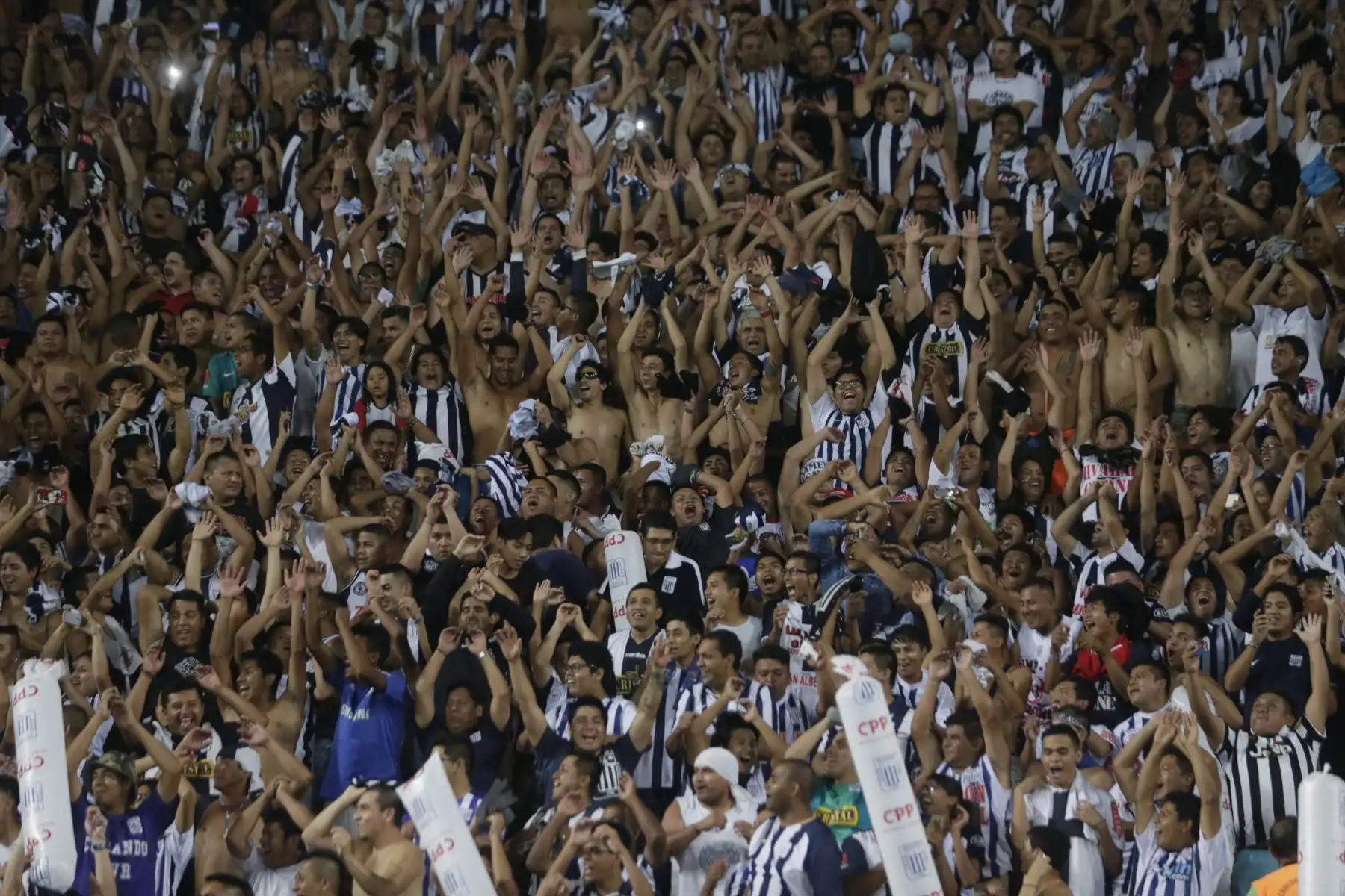 Alianza Lima enfrenta a Boca Juniors en el Estadio Nacional por la Copa Libertadores 2018. Foto: ANDINA/Carlos Lezama.