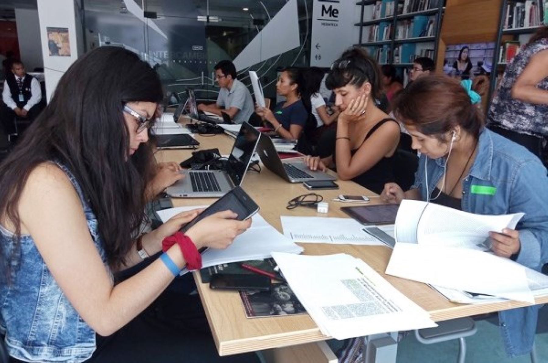 Lima será sede de encuentro internacional de mujeres que editan en Wikipedia. Foto: ANDINA/Difusión.