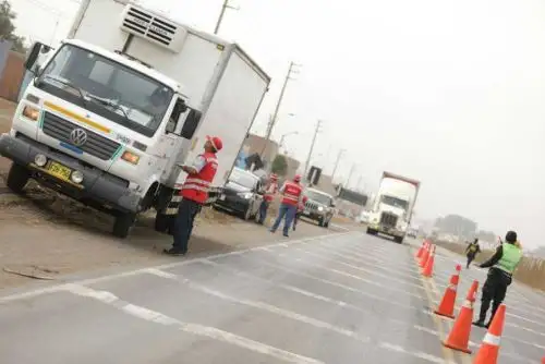 La Superintendencia de Transporte Terrestre de Personas, Carga y Mercancías (Sutran) realizó en el último mes 1,423 operativos a nivel nacional e impuso más de 2,400 actas de control en terminales terrestres y en las vías nacionales.