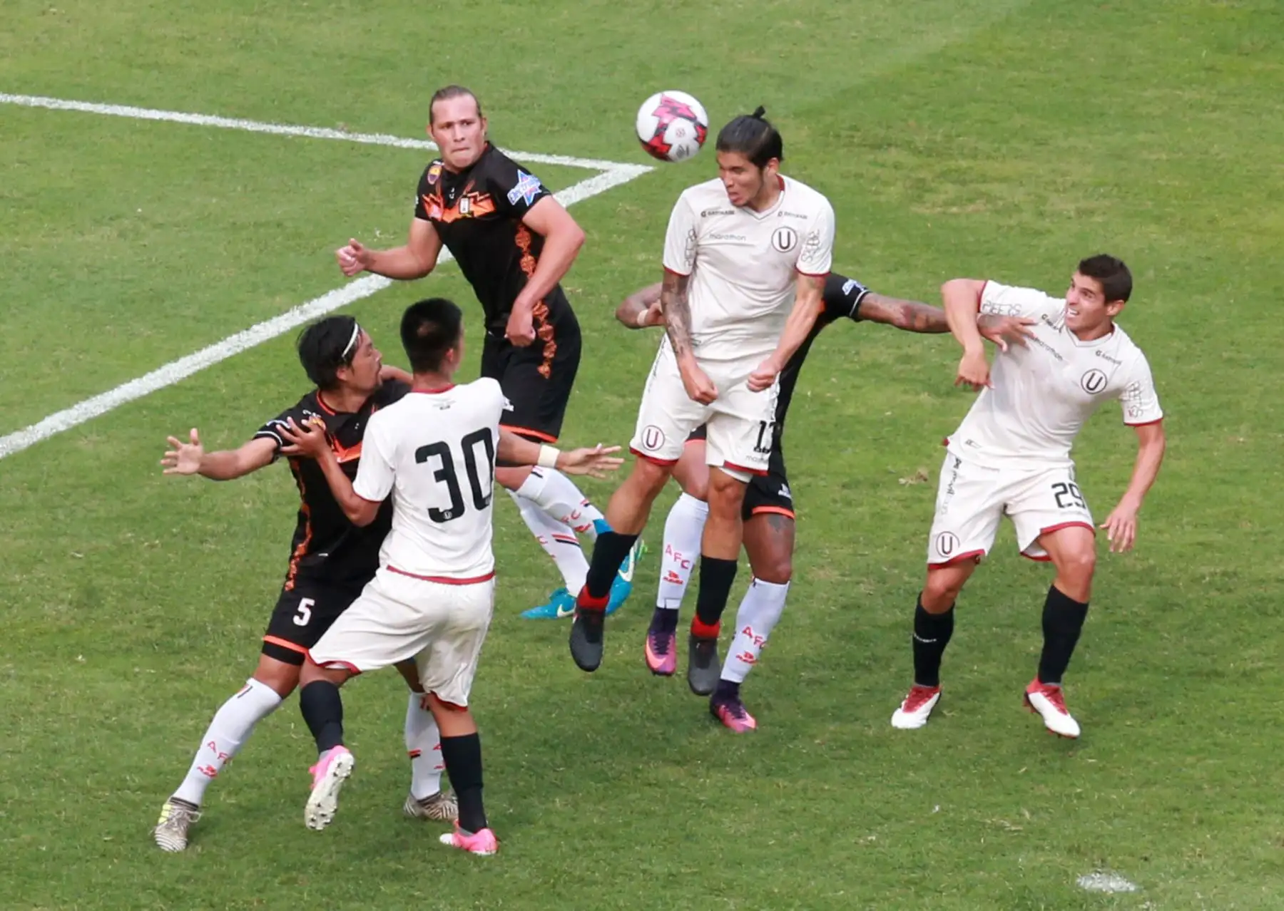Universitario de Deportes igualó a un gol con Ayacucho FC en el Monumental. Foto: ANDINA/Vidal Tarqui