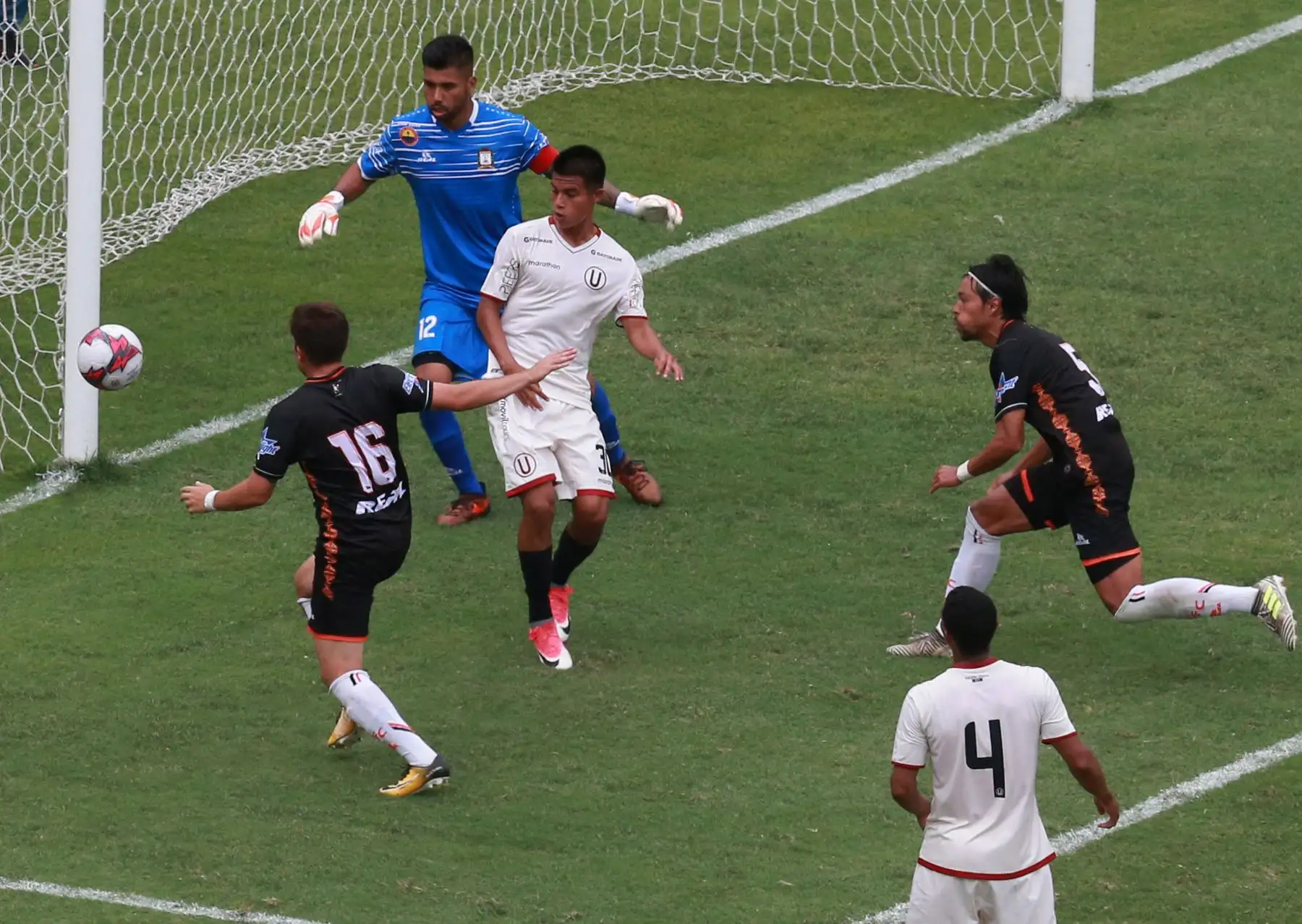 Universitario de Deportes igualó a un gol con Ayacucho FC en el Monumental. Foto: ANDINA/Vidal Tarqui