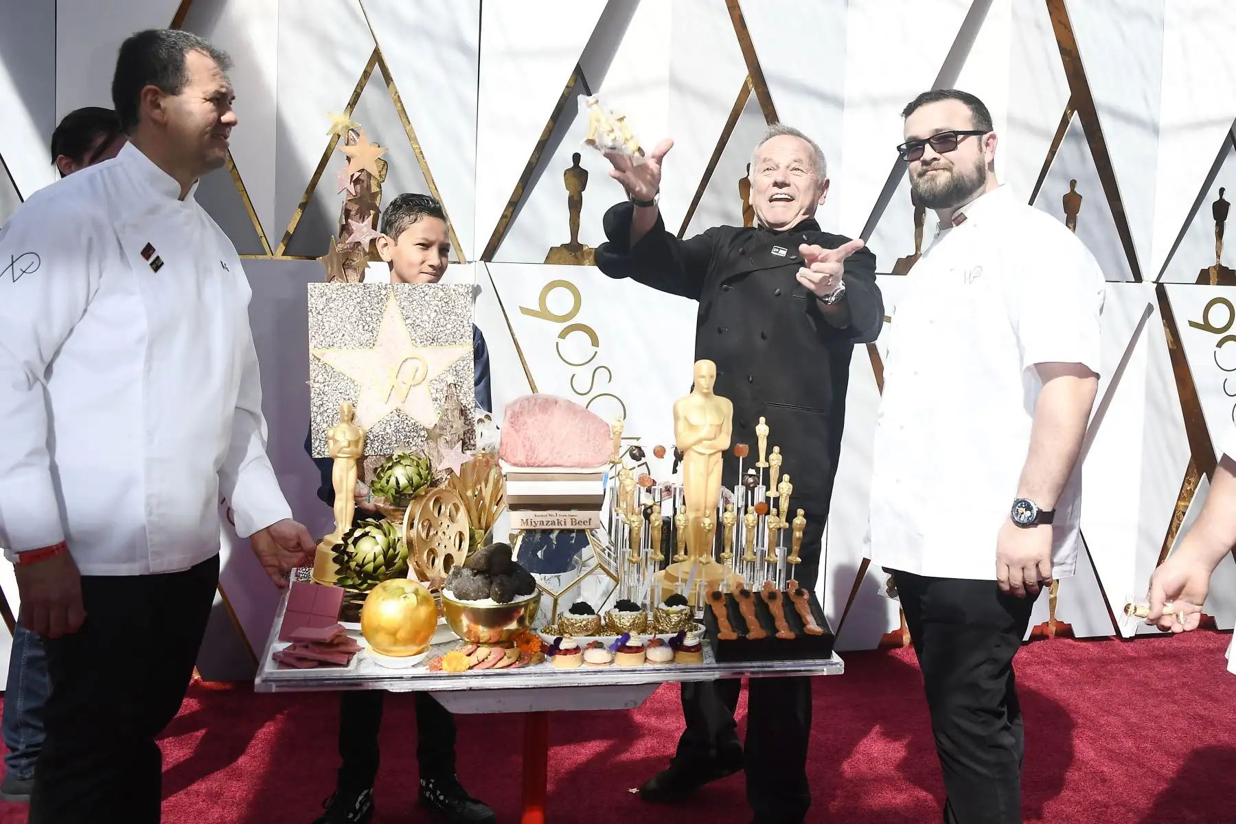 Wolfgang Puck  asiste a los 90.º Premios Óscar. Foto: AFP