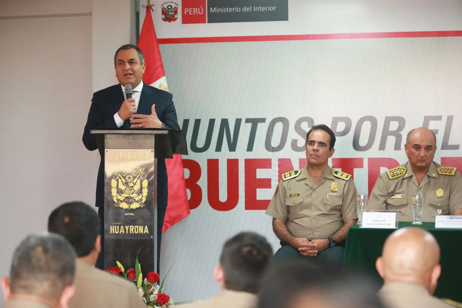 El Ministro del Interior Vicente Romero inaugura el taller “Juntos por el buen trato” con el fin de optimizar las capacidades de los policías y sensibilizarlos para una atención con calidad a los niños, niñas, adolescentes y mujeres en San Juan de Lurigancho. Foto: ANDINA/Norman Córdova