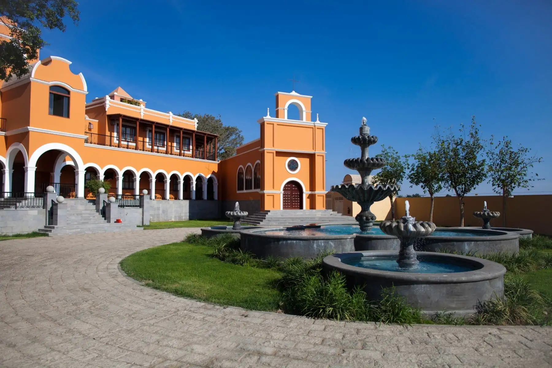 Bodega La Caravedo es otro viñedo cuyo origen se remonta a la época de la colonia. En sus ambientes el turista hace un viaje al pasado y conoce cómo se elaboraba el pisco y el vino hace varios siglos. Foto: Promperú/Sebastian Castañeda