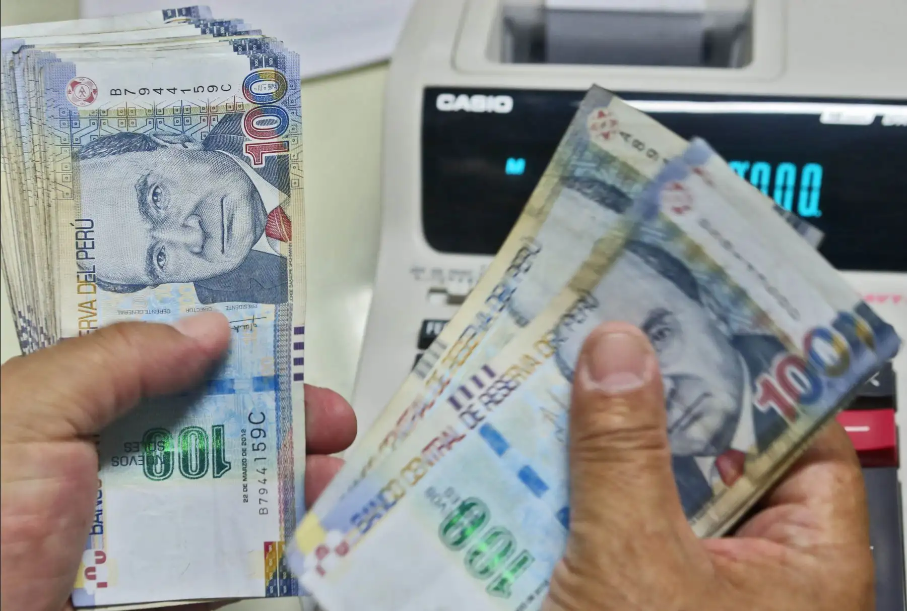 Dinero. Foto: ANDINA/archivo