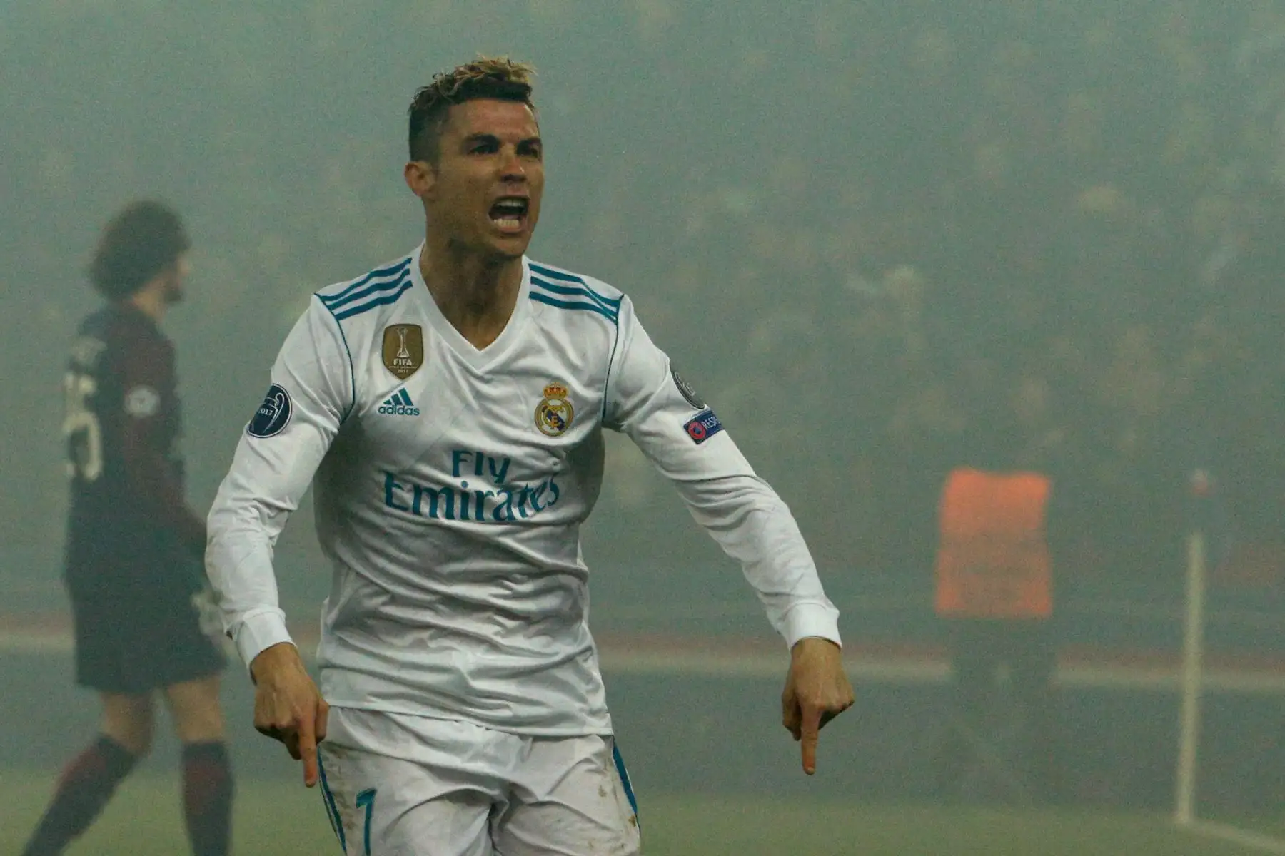 El delantero portugués del Real Madrid Cristiano Ronaldo  celebra su gol ante el Paris Saint-Germain. Foto: AFP