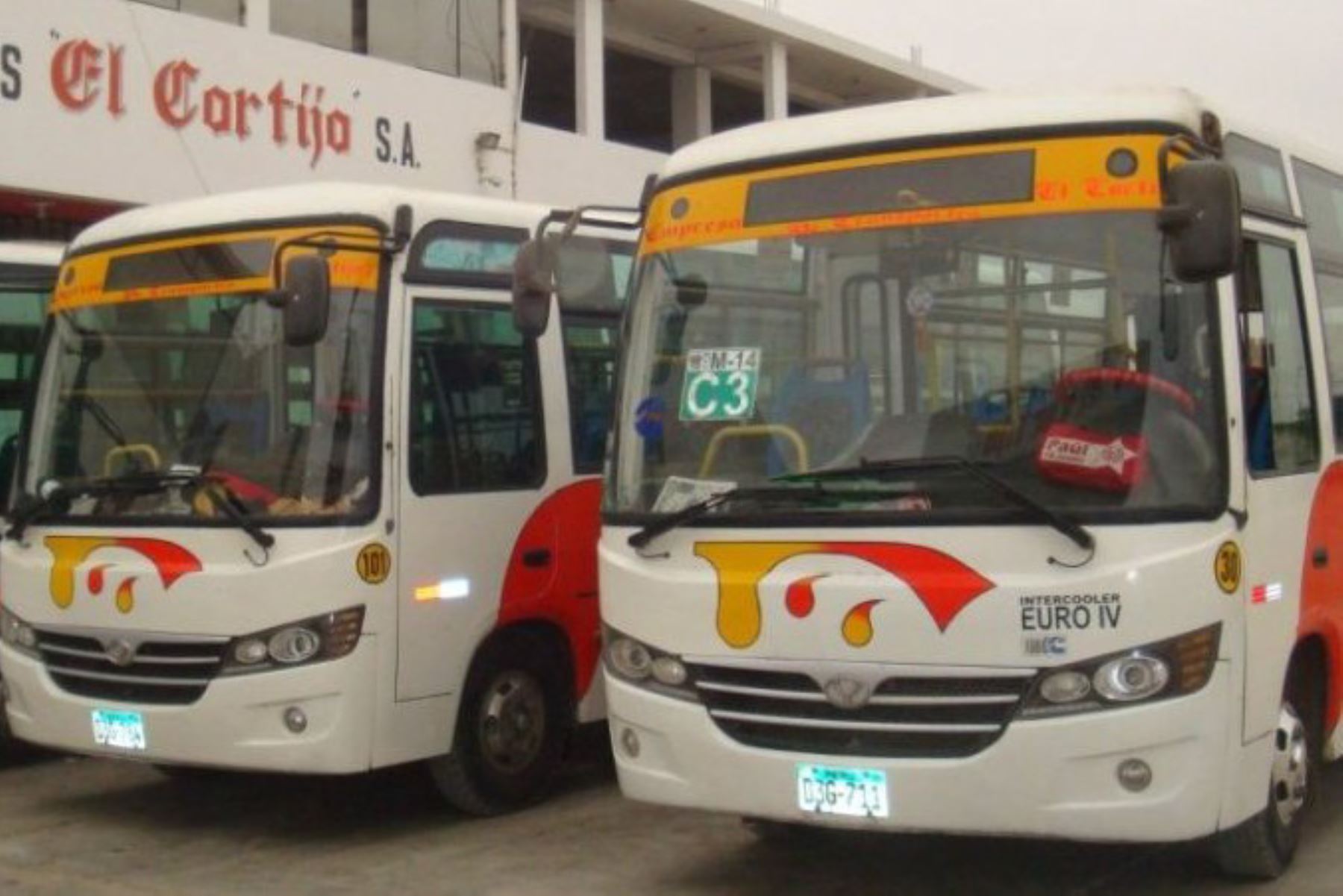 Una unidad de la empresa de transportes El Cortijo fue víctima de asalto en Trujillo. Foto: etecsa.com.pe