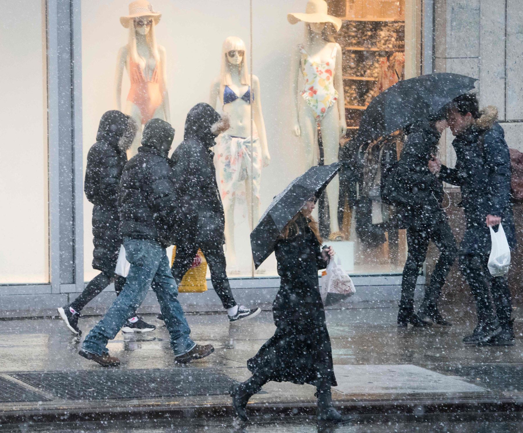Nueva York bajo una fuerte nevada. Foto: AFP.