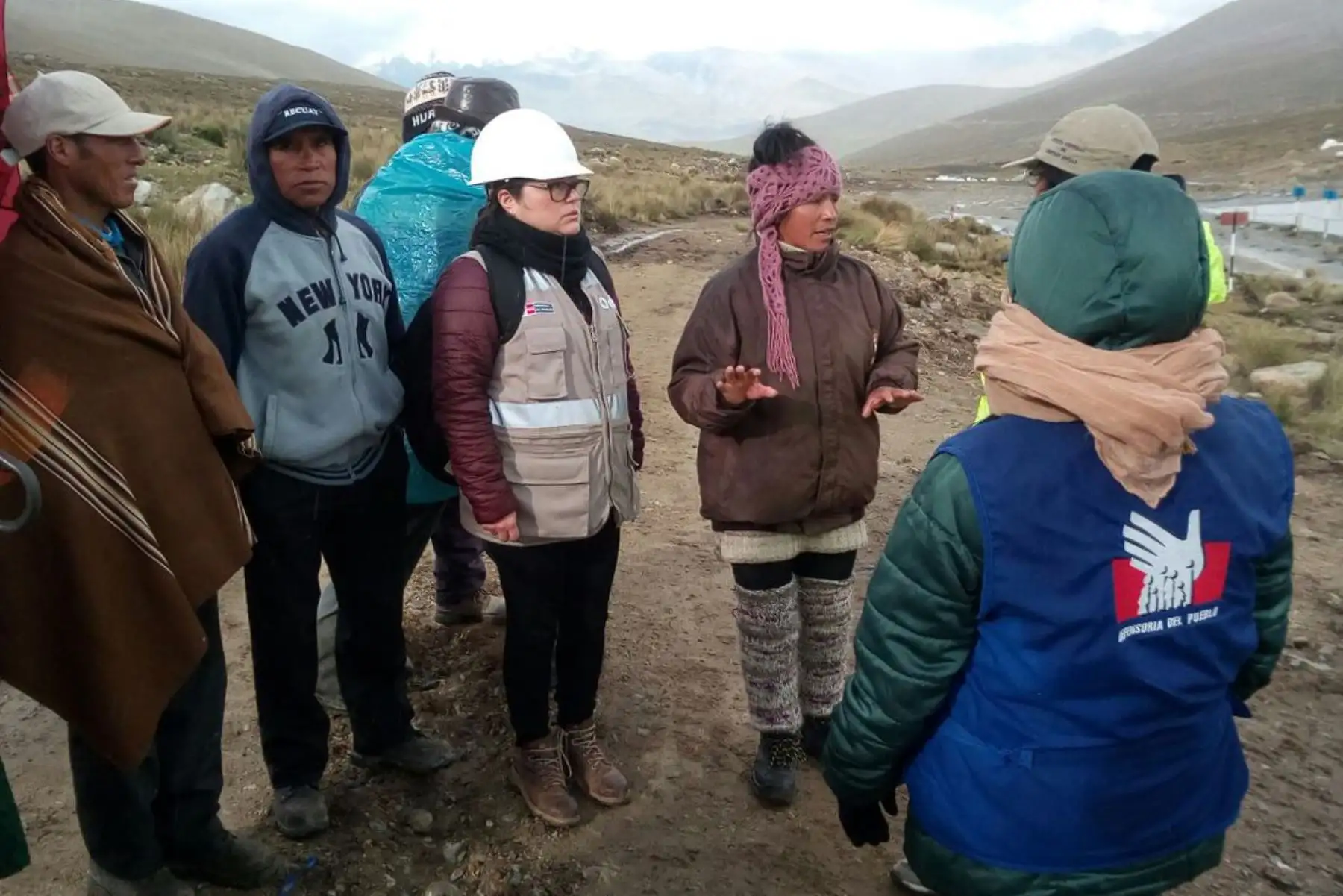 Defensoría del Pueblo exhorta a población de Pampas a resolver sus reclamos por la vía pacífica y el diálogo.