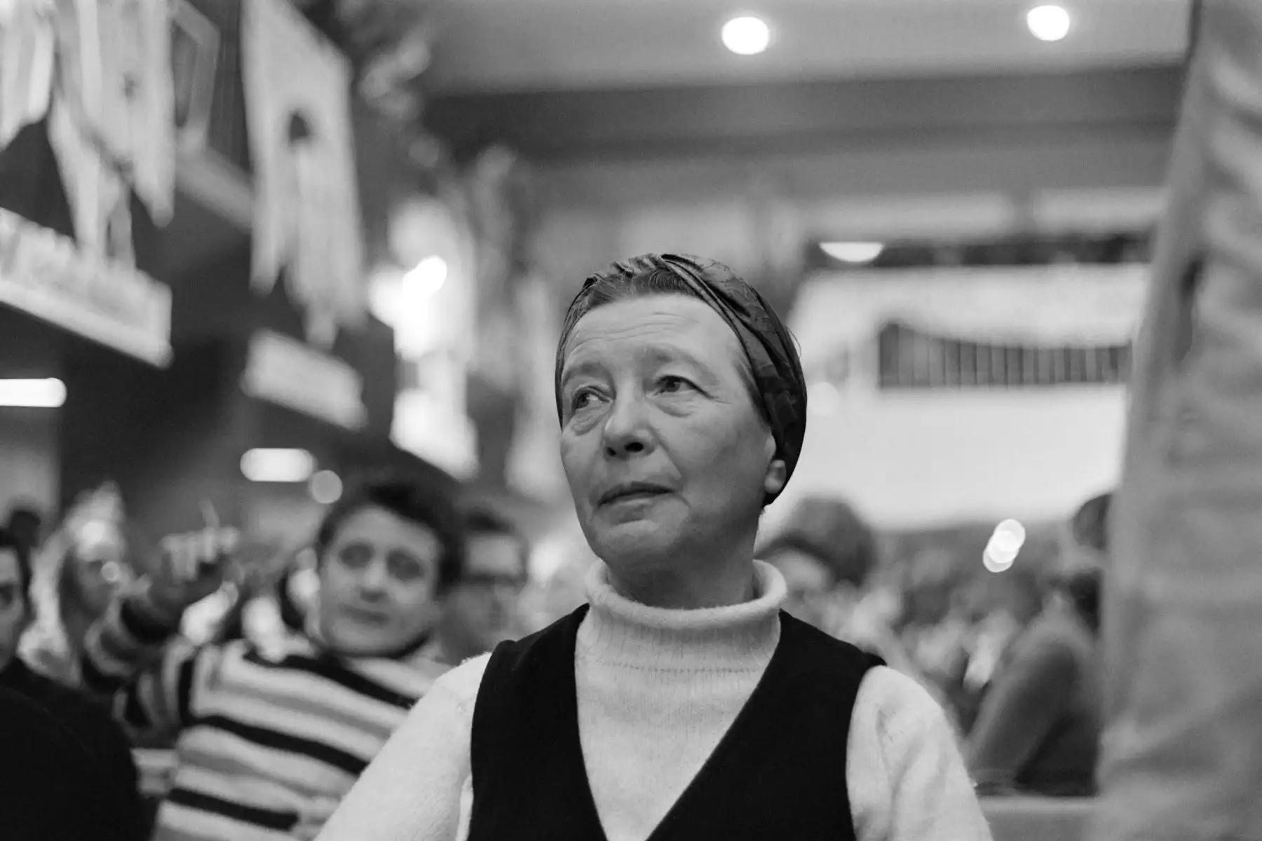 Simone de Beauvoir (Filósofa)
“No se nace mujer, se llega a serlo”. Foto: AFP