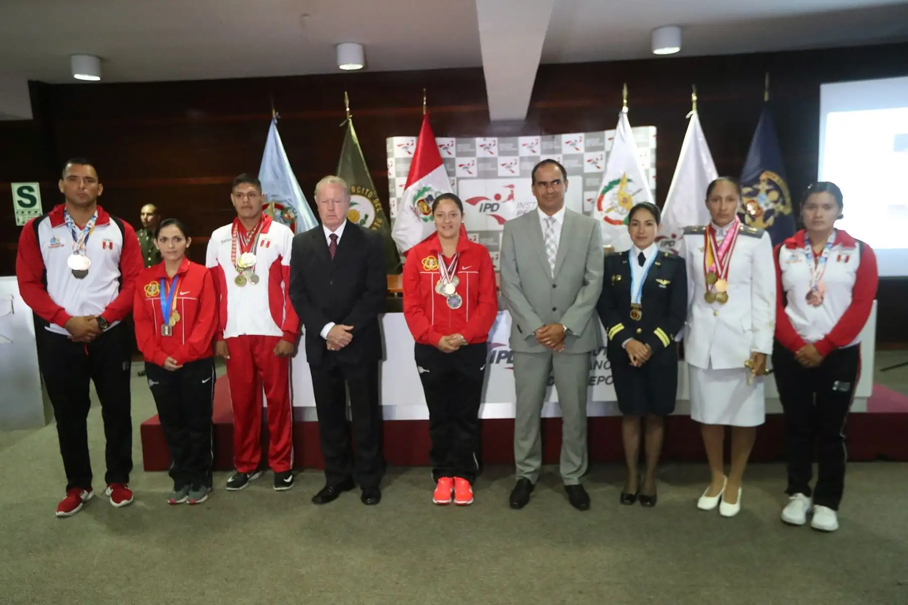 Ministro de Defensa, Jorge Kisic, suscribió convenio.