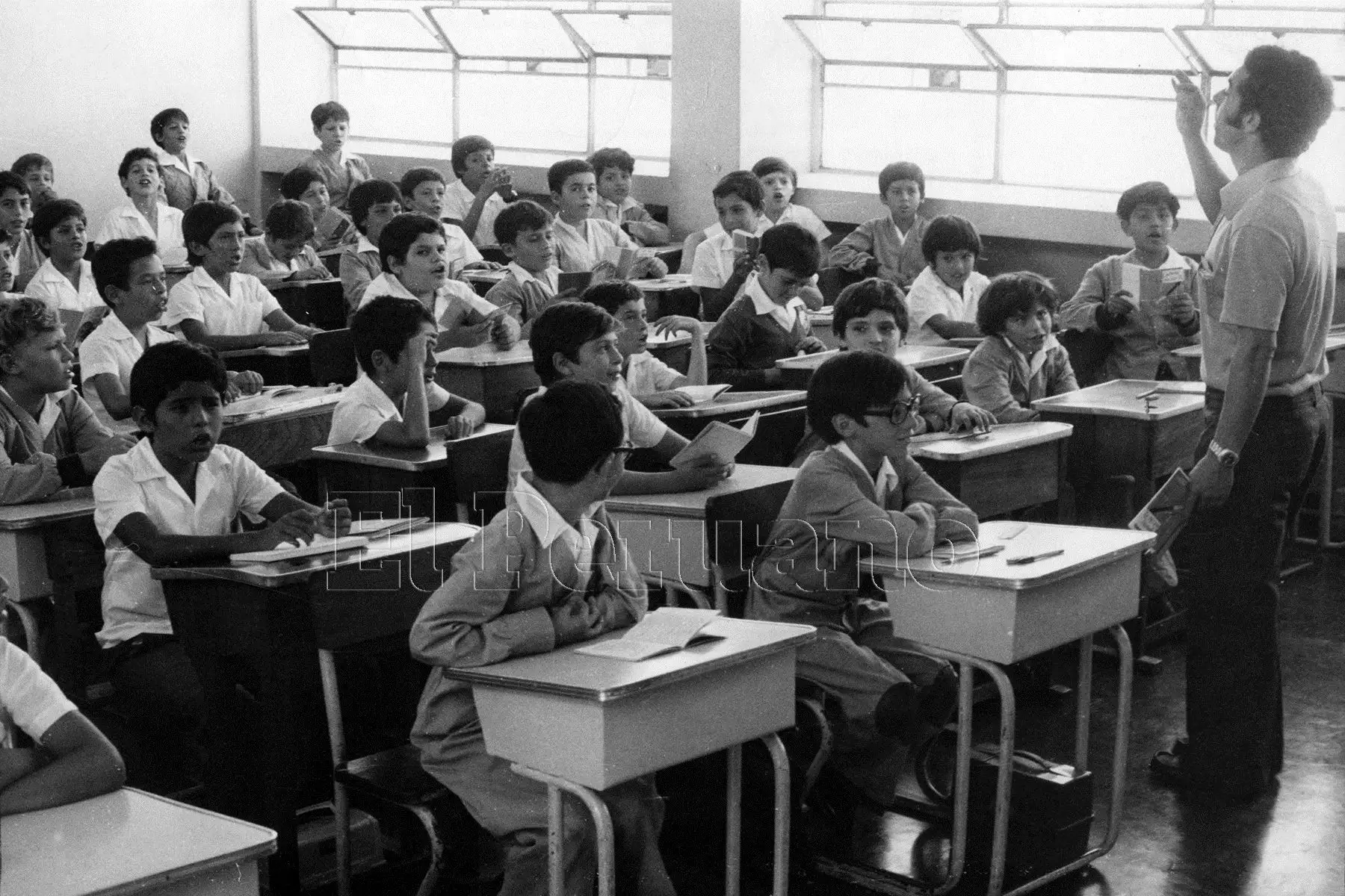 Lima - abril 1978 / Clases en el colegio San Agustín, en San Isidro.