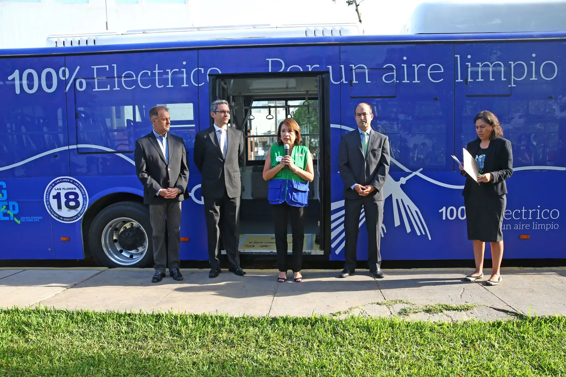 Presentación de primer bus eléctrico de transporte público. ANDINA/Melina Mejía
