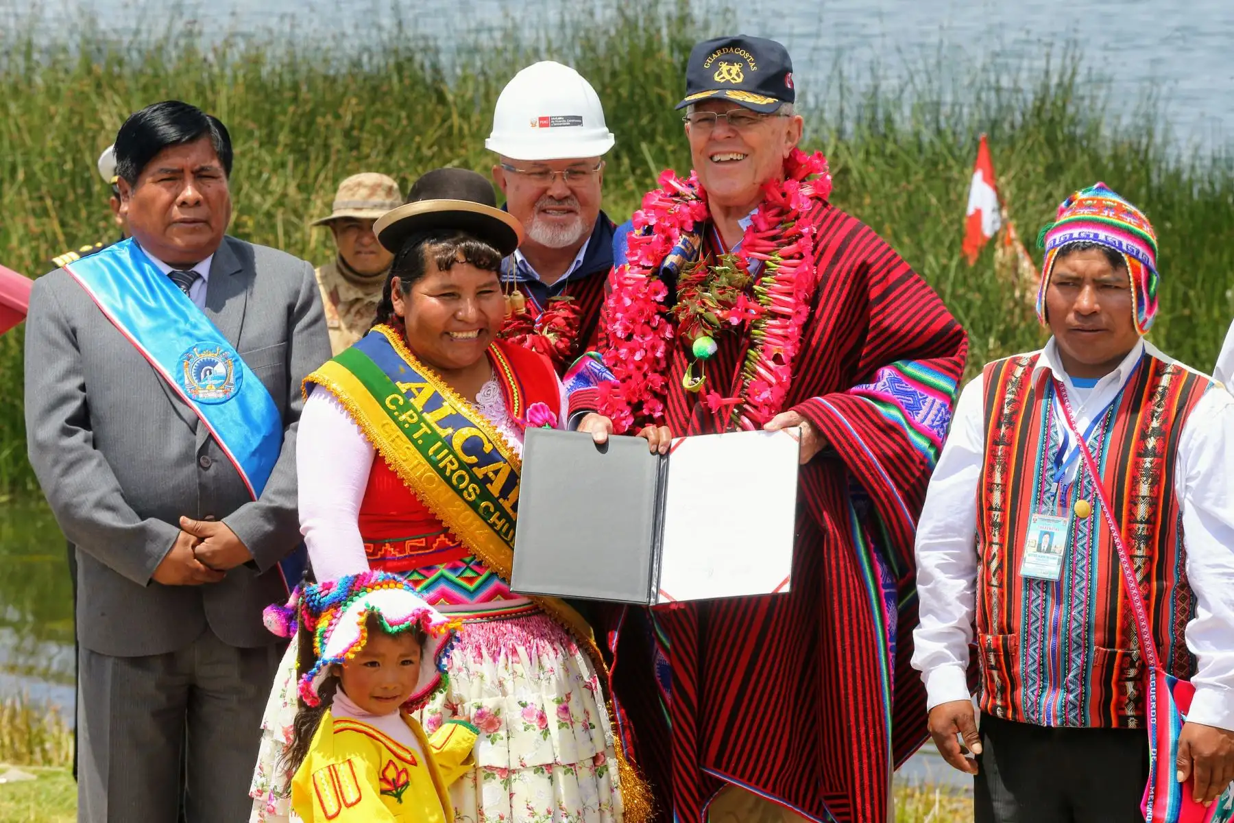 Presidente Kuczynski declara la viabilidad de la construcción de diez plantas de tratamiento de aguas residuales que descontaminarán el lago Titicaca y mejorarán la calidad de vida en la región Puno. Foto: ANDINA/Luis Iparraguirre.