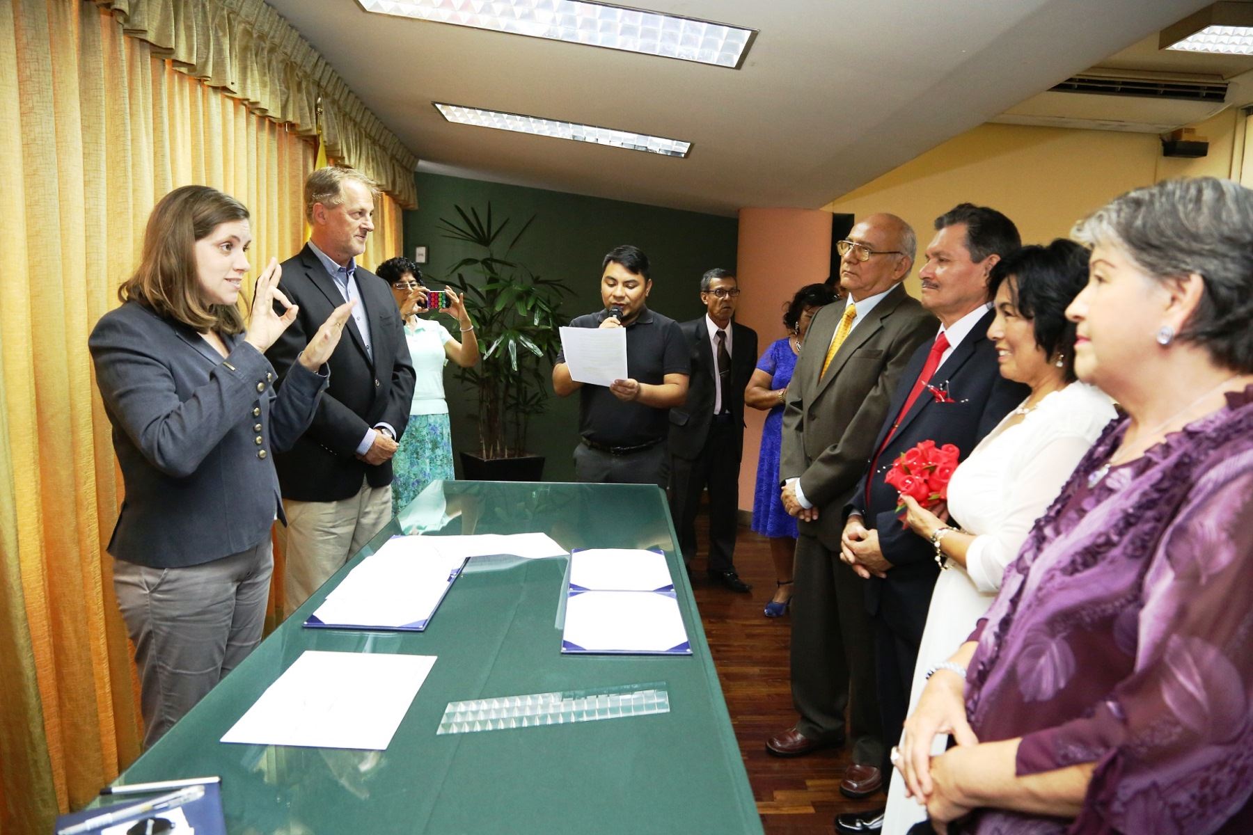 Municipalidad de Miraflores celebra primer matrimonio civil en lengua de señas. Foto: ANDINA/Difusión.