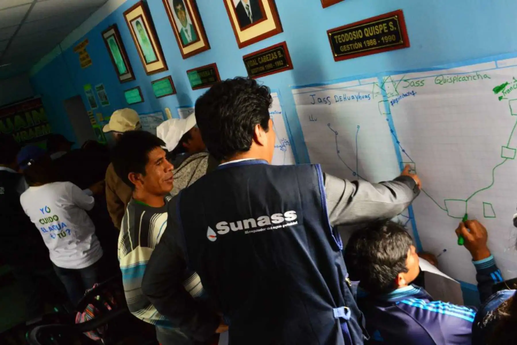 La Superintendencia Nacional de Servicios de Saneamiento (Sunass) capacitó a integrantes de la Junta Administradora de Servicio de Saneamiento (JASS), en el ámbito rural, del distrito de Iguaín, en la provincia ayacuchana de Huanta, sobre las funciones y nuevas competencias establecidas en el Decreto Legislativo 1280.