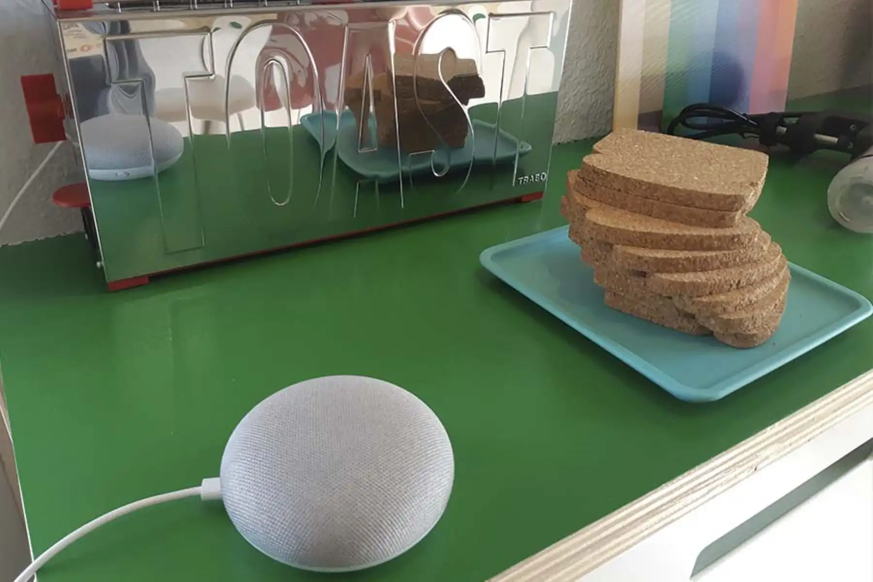 El asistente de voz de Google también brinda recomendaciones de restaurantes, tiendas, hace pedidos por delivery o brinda recetas de cocina. Foto: ANDINA