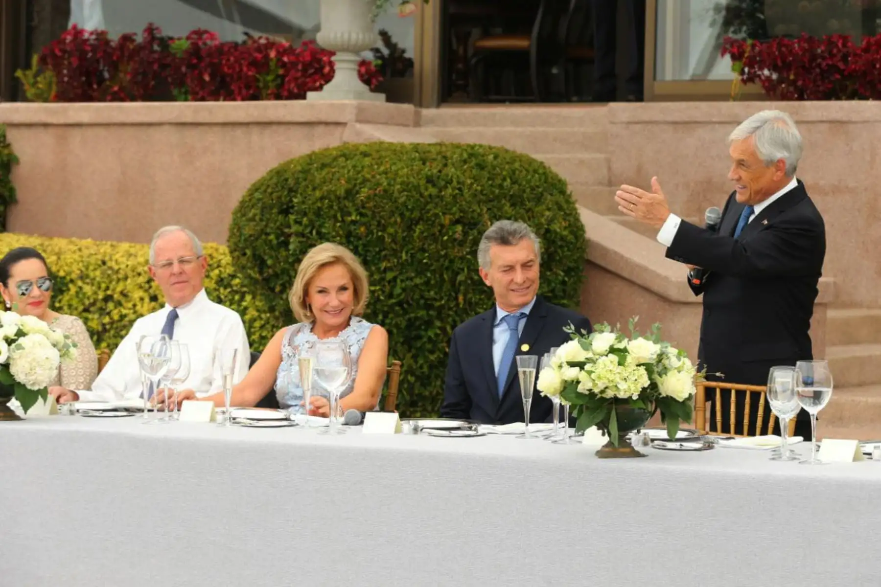 Presidente Pedro Pablo Kuczynski participa en almuerzo a jefes de Estado, ofrecido por el mandatario Sebastián Piñera, en Cerro Castillo, Villa del Mar.Foto:ANDINA/Prensa Presidencia