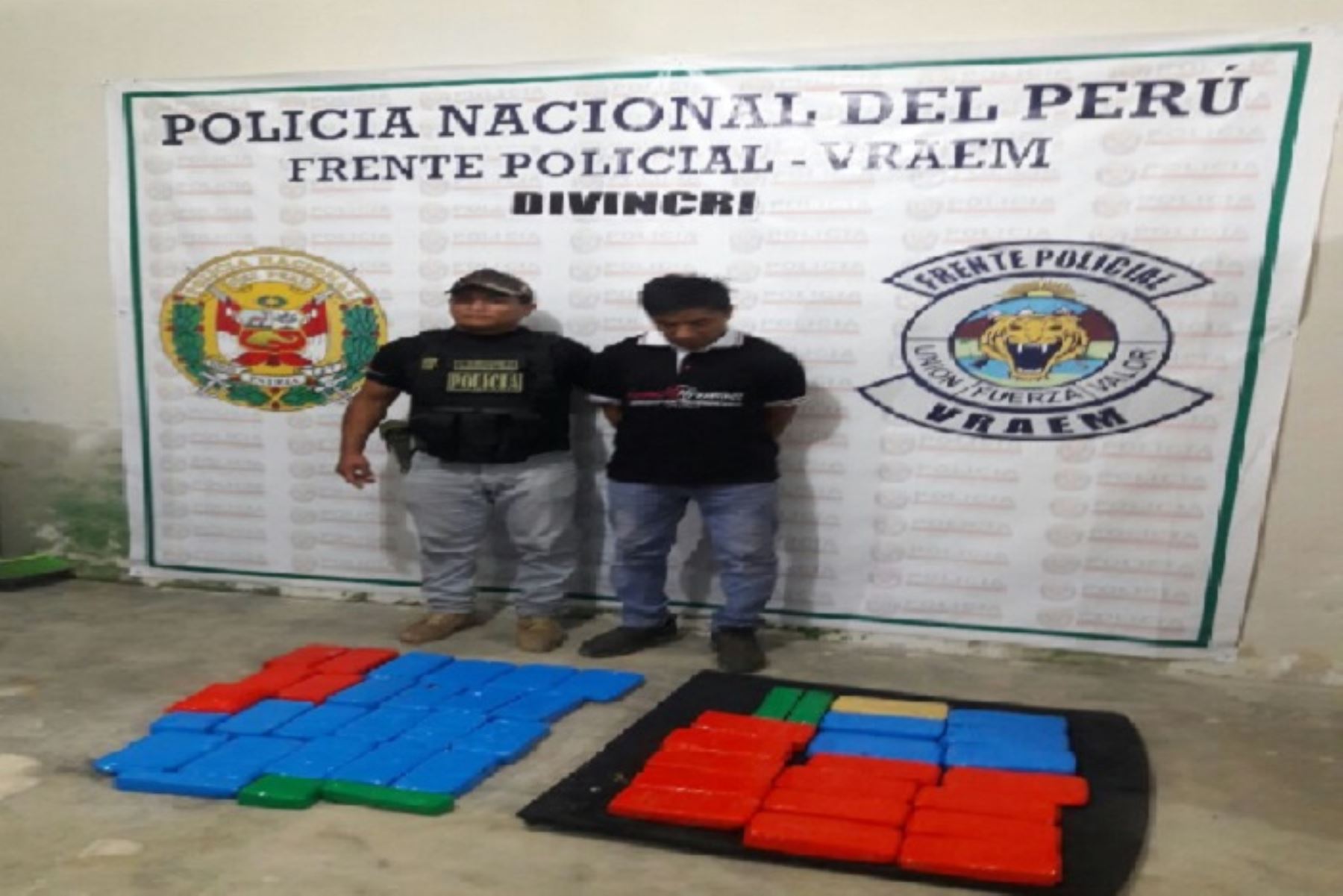 Wilder Cangana Sulca fue intervenido por los agentes del Frente Policial del Vraem en el puesto policial de Machente, en la región Ayacucho.