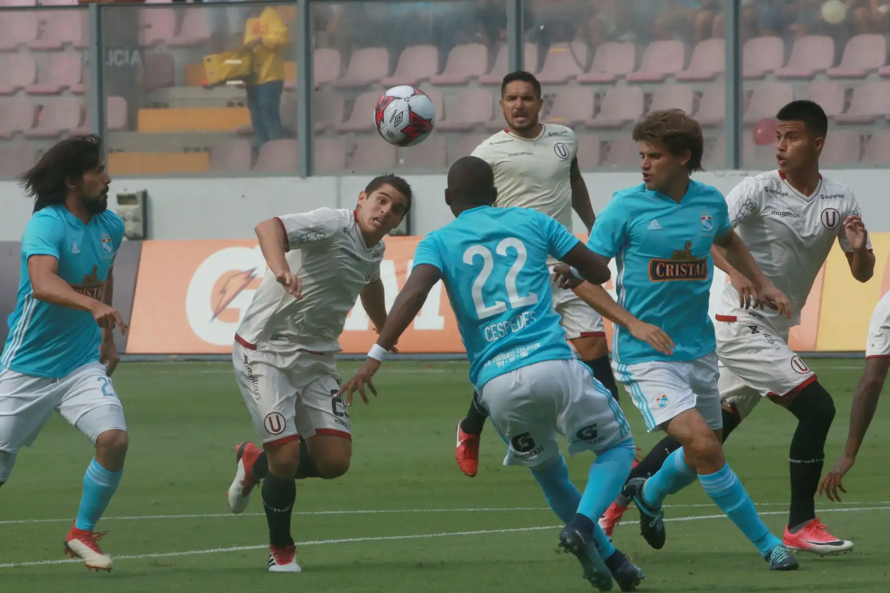 Universitario y Cristal igualaron está tarde 1-1 en el Estado Nacional. Foto:ANDINA/ Jhony Laurente