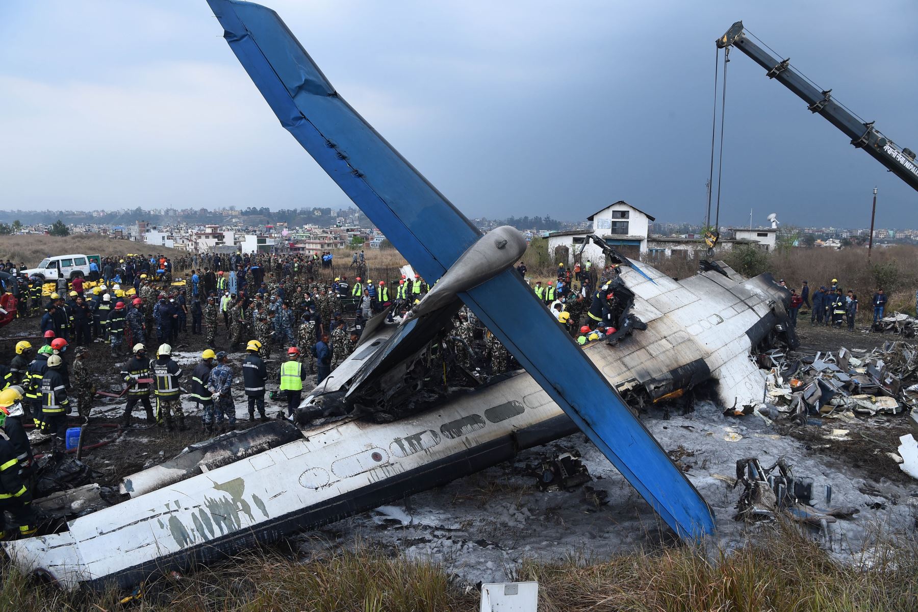 40 muertos y 23 heridos en avión que se estrelló en Nepal. Foto: AFP