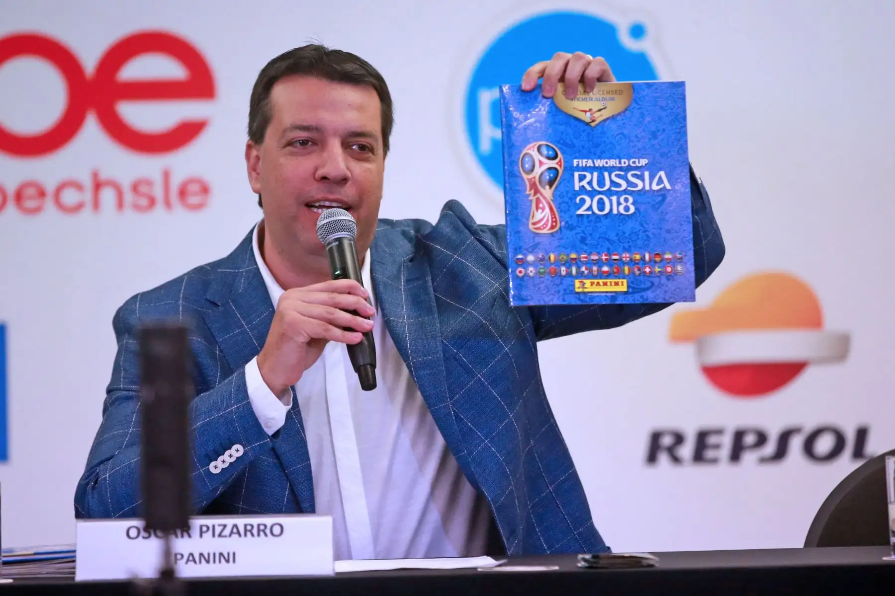 Presentación oficial del álbum Panini 2018 FIFA World Cup. Foto: ANDINA/Jhony Laurente