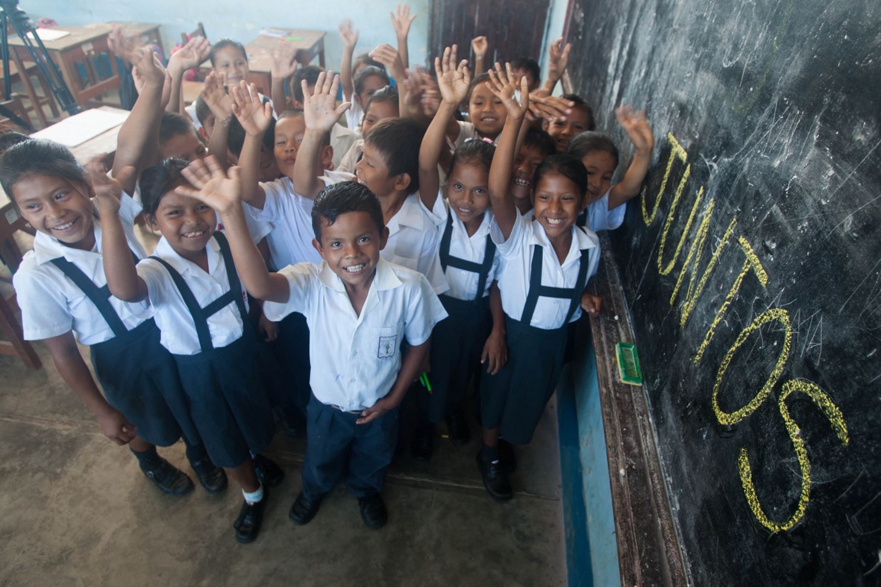 Cerca de 1.5 millones de menores van al colegio gracias a Juntos. ANDINA/Difusión