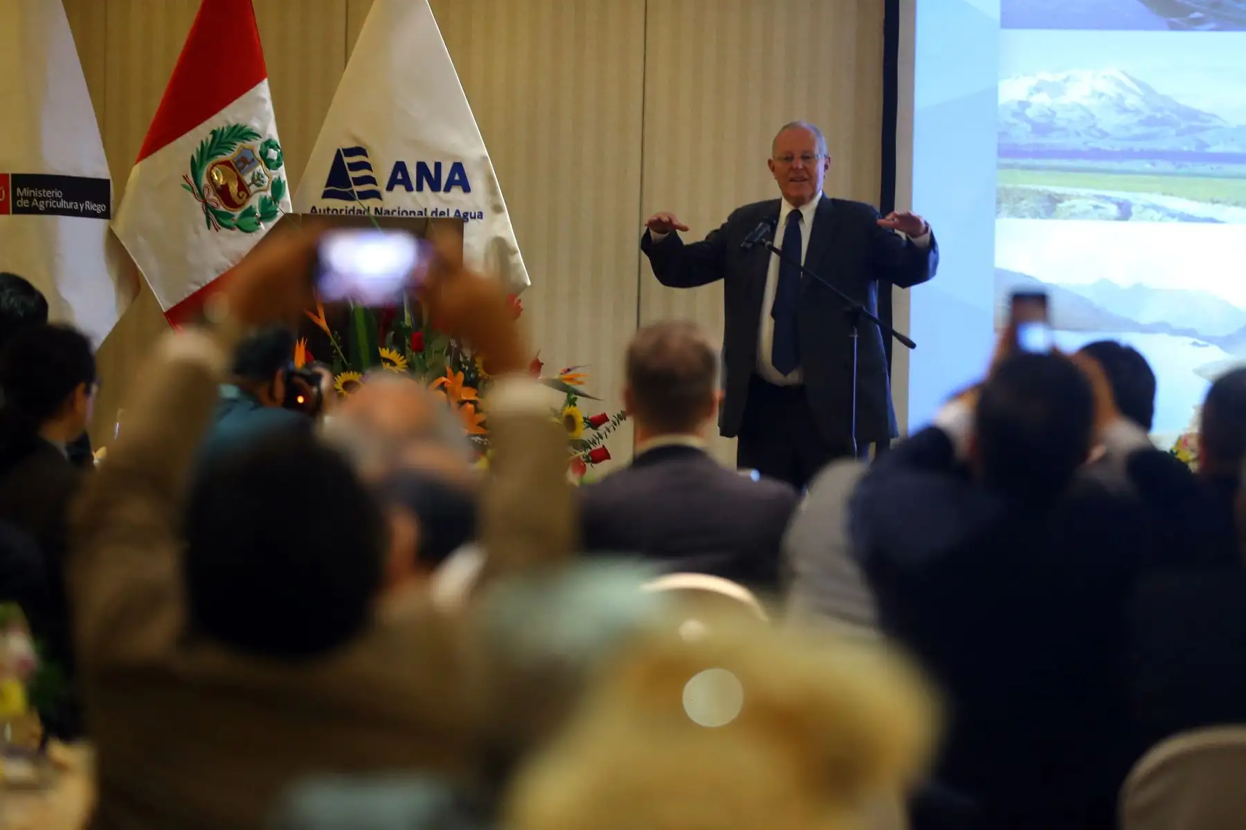 Presidente Kuczynski participa en la presentación del proyecto "Gestión Integrada de los Recursos Hídricos en Diez Cuencas - PGIRH". Foto: ANDINA/Prensa Presidencia.