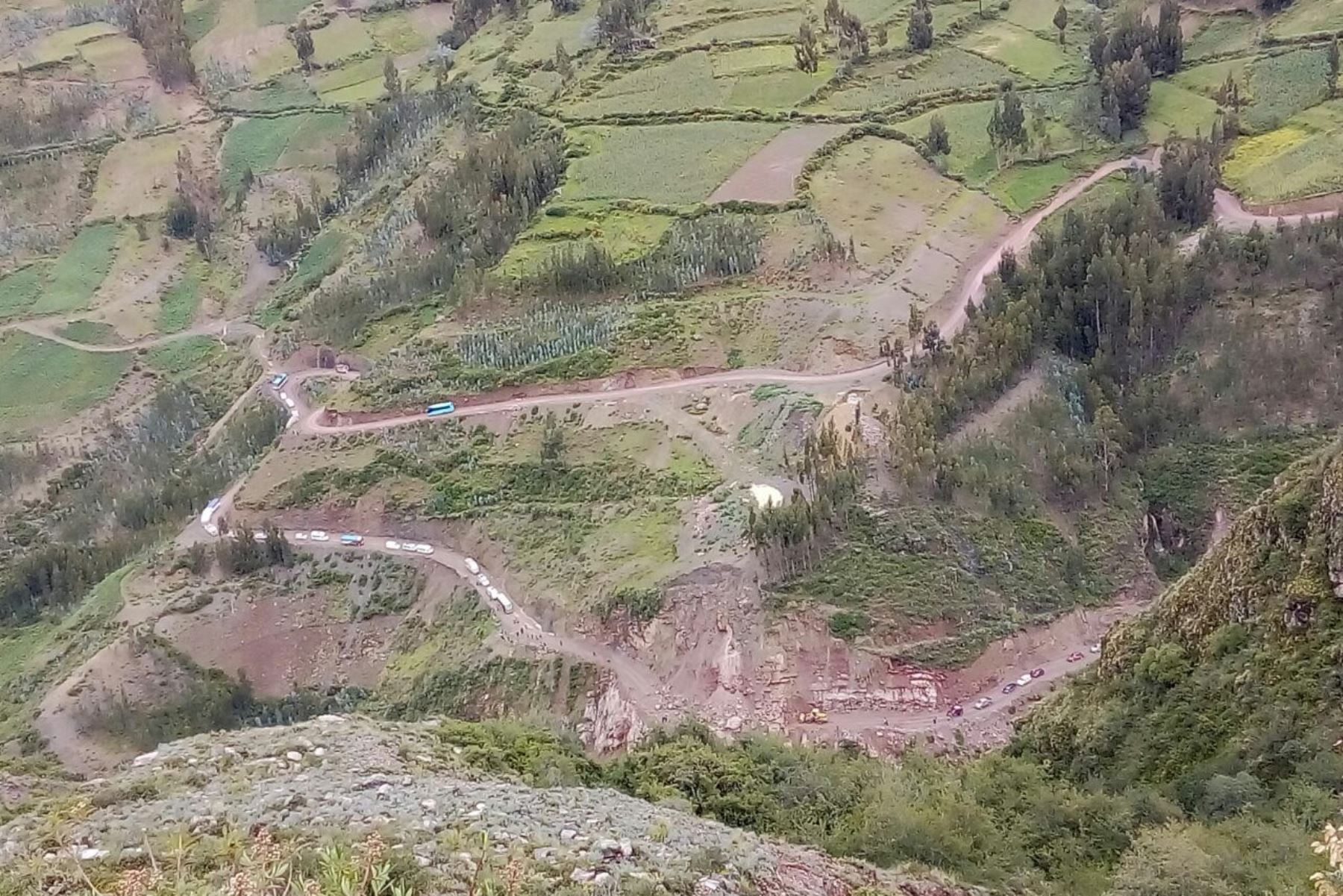 Derrumbe bloquea el tránsito entre Cusco y Madre de Dios. ANDINA