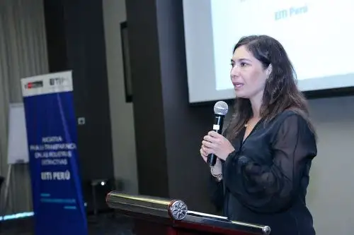 Ministra de Energía y Minas, Angela Grossheim. Cortesía.