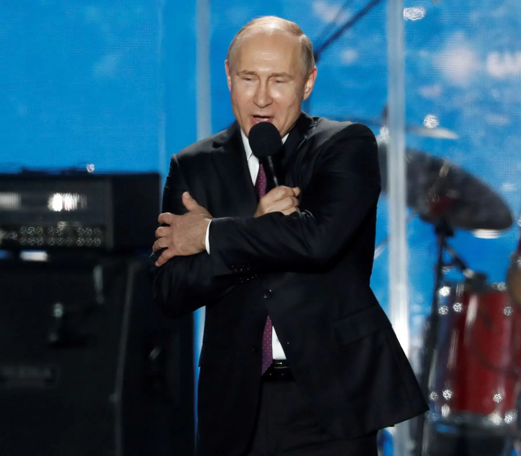 El presidente ruso, Vladimir Putin, ofrece un discurso a sus simpatizantes en celebración del cuarto aniversario de la anexión de Crimea a Rusia, en la plaza Nakhimov, en Sevastopol, en la República de Crimea.
