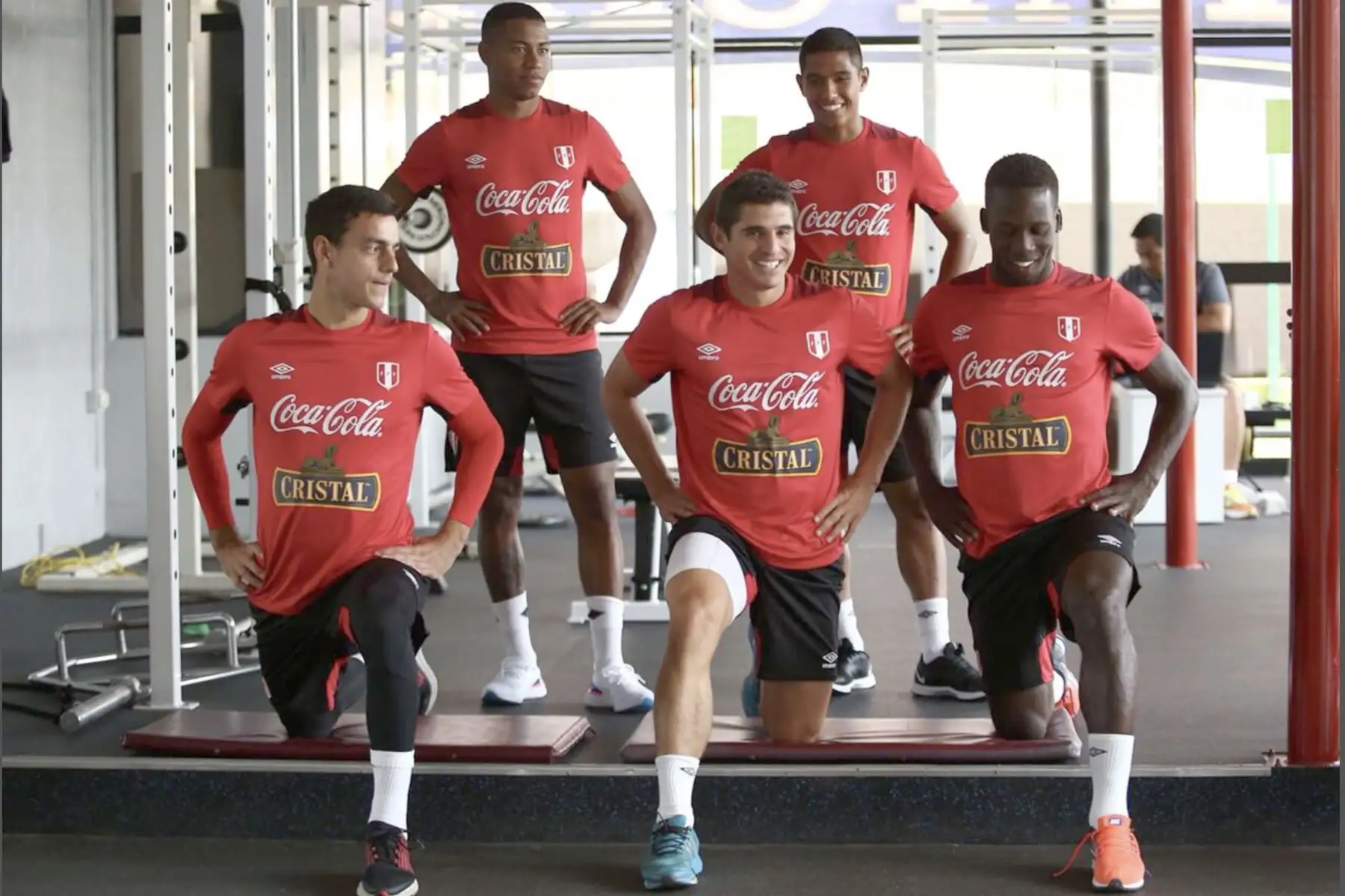 Andy Polo, Roberto Siucho, Alejandro Duarte. Aldo Corzo y Luis Advíncula entrenan con le selección peruana, en el complejo deportivo de la videna.Foto:ANDINA/FPF