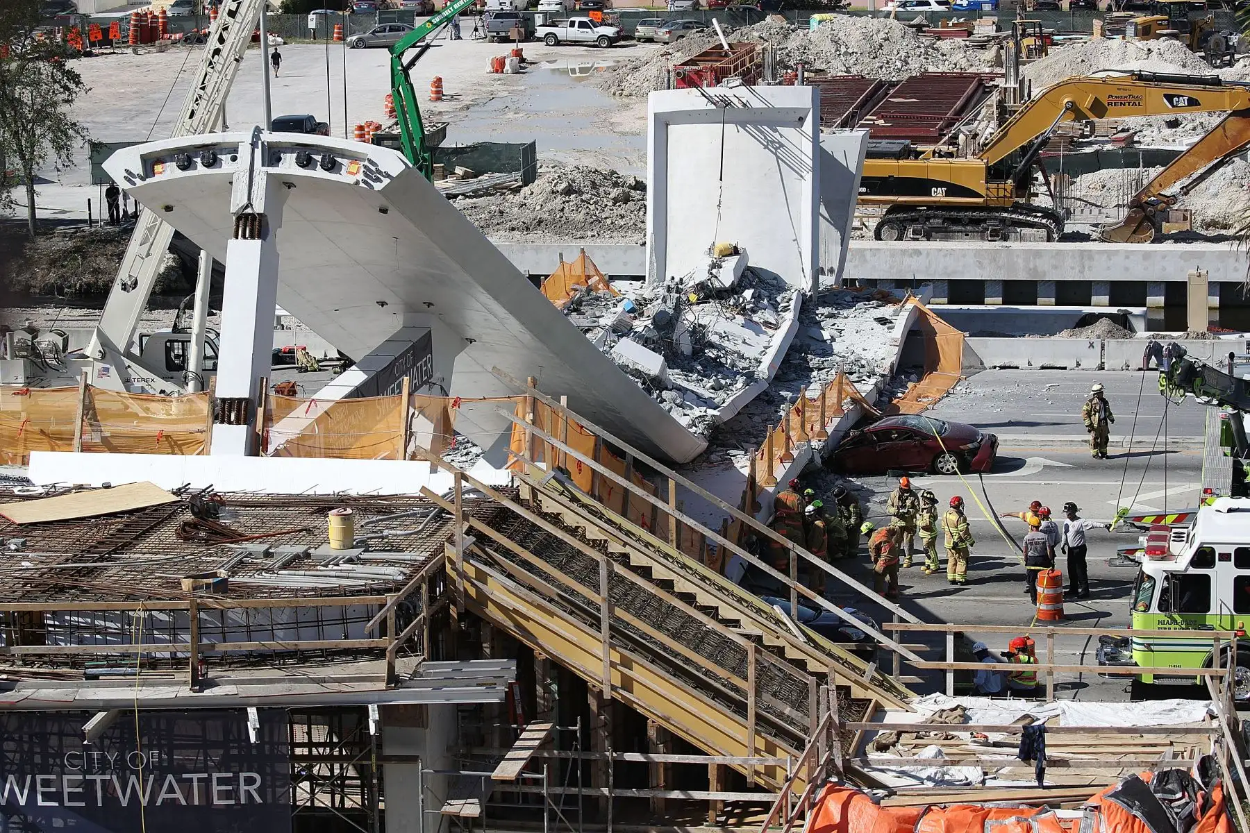 Puente peatonal se en Miami, Florida. Foto: AFP