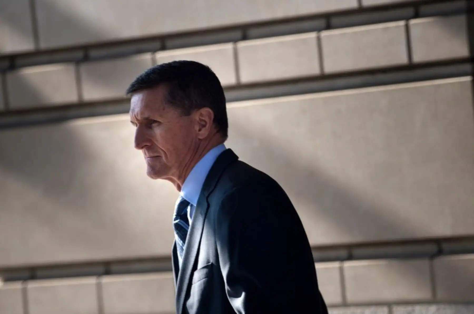 Michael Flynn: Teniente general retirado. Nombrado consejero de Seguridad Nacional el 20 de enero del 2017. Veinticuatro días después renunció al descubrirse que había engañado al vicepresidente Mike Pence sobre la naturaleza de su reunión con el embajador de Rusia. Fue la primera víctima de la investigación por la supuesta interferencia rusa para influir en el resultado de las elecciones presidenciales de 2016.Foto:AFP
