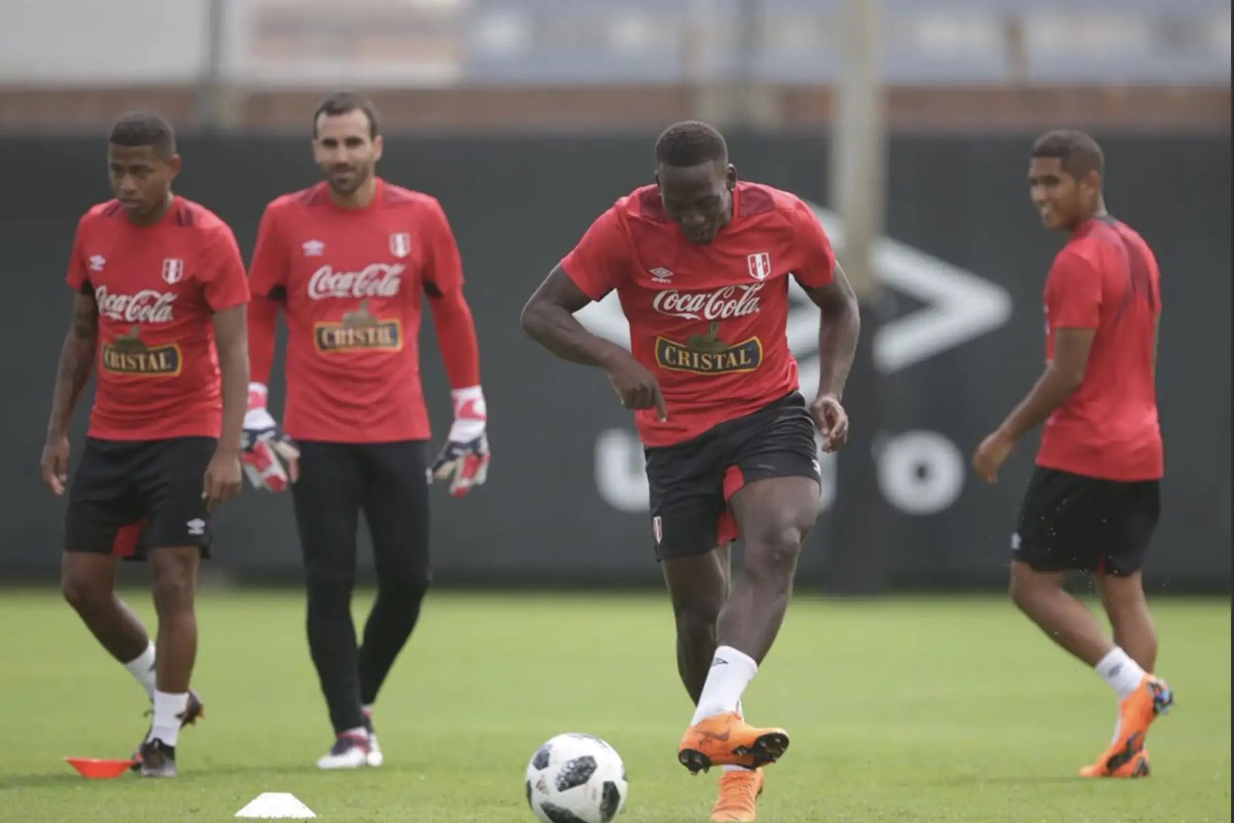 La selección realizó su último entrenamiento  ayer, en horas de la mañana,  en la Villa Deportiva Nacional (Videna).Foto:Twiter FPF