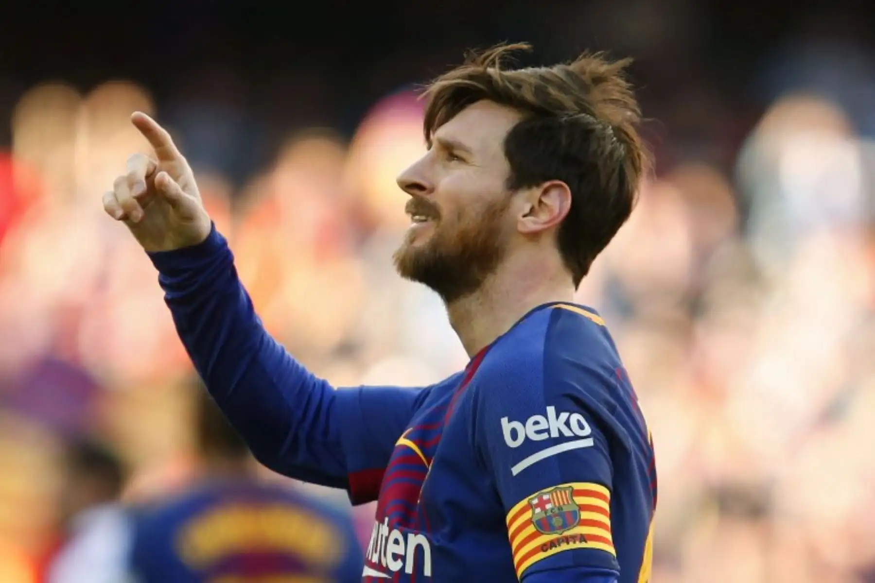 Lionel Messi celebra después de anotar durante el partido de fútbol de la Liga española, contra el Athletic Club Bilbao en el estadio Camp Nou de Barcelona.Foto:AFP