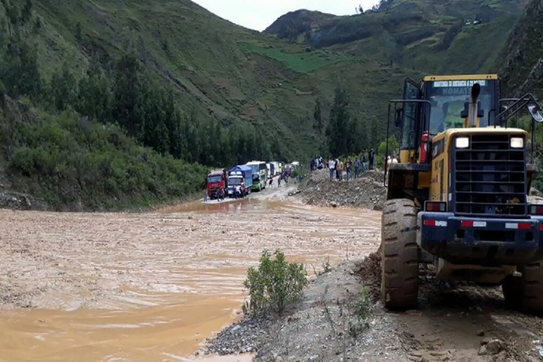 Río Huallaga se desbordó y causó daños materiales. Foro:; COER Huánuco.