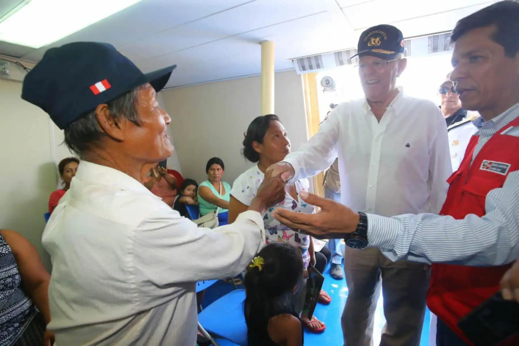 El jefe del Estado  Pedro Pablo Kuczynski visitó el Servicio Industrial de la Marina de Iquitos (SIMAI) donde colocó la Quilla del Buque de la Armada Peruana (BAP)  - PIAS “Río Yavarí”.Foto:ANDINA/prensa Presidencia