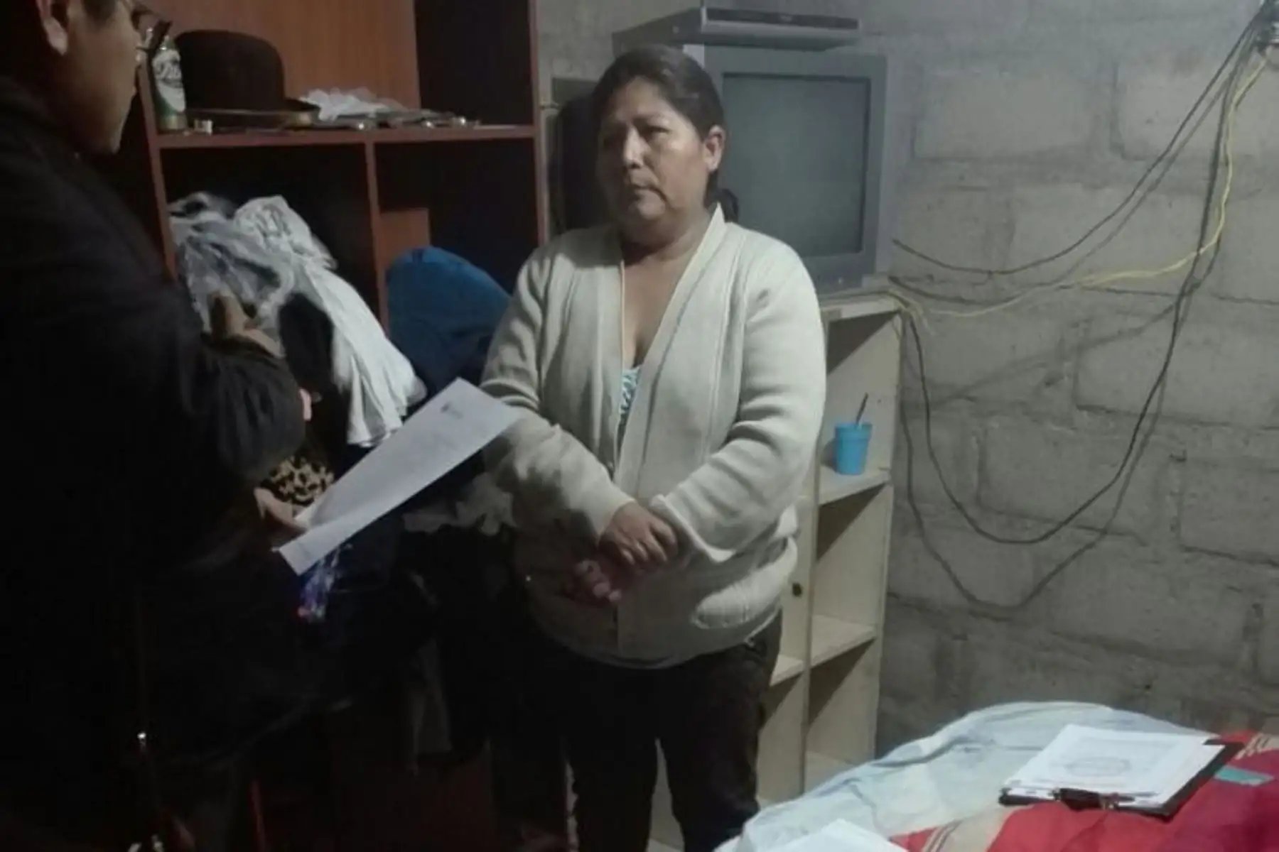 La Policía Nacional capturó y desarticuló esta madrugada a la organización criminal los Malditos de Chumbivilcas, dedicada al tráfico de terrenos, y detuvo a 26 de sus integrantes. Foto: Ministerio del Interior.
