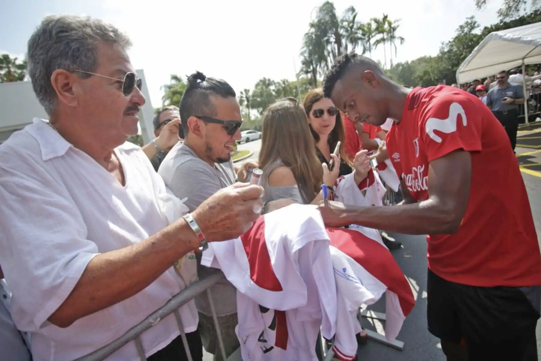 La selección peruana realizó su segundo entrenamiento en Fort Lauderdale, Miami, bajo las órdenes del técnico Ricardo Gareca. Foto: ANDINA/Twiter FPF.