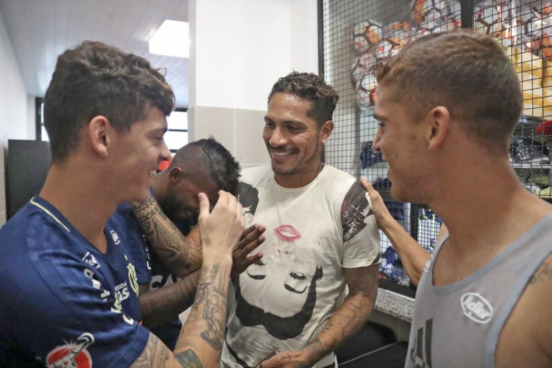 Paolo Guerrero se reintegró a los entrenamientos del Flamengo .Foto:ANDINA/Twiter Flamengo